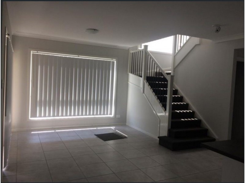 1 Addison Avenue, Woongarrah NSW 2259