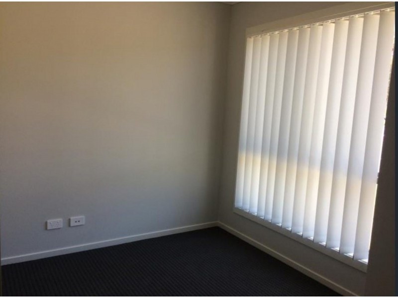 1 Addison Avenue, Woongarrah NSW 2259