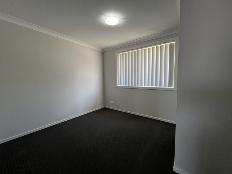 1 Addison Avenue, Woongarrah NSW 2259