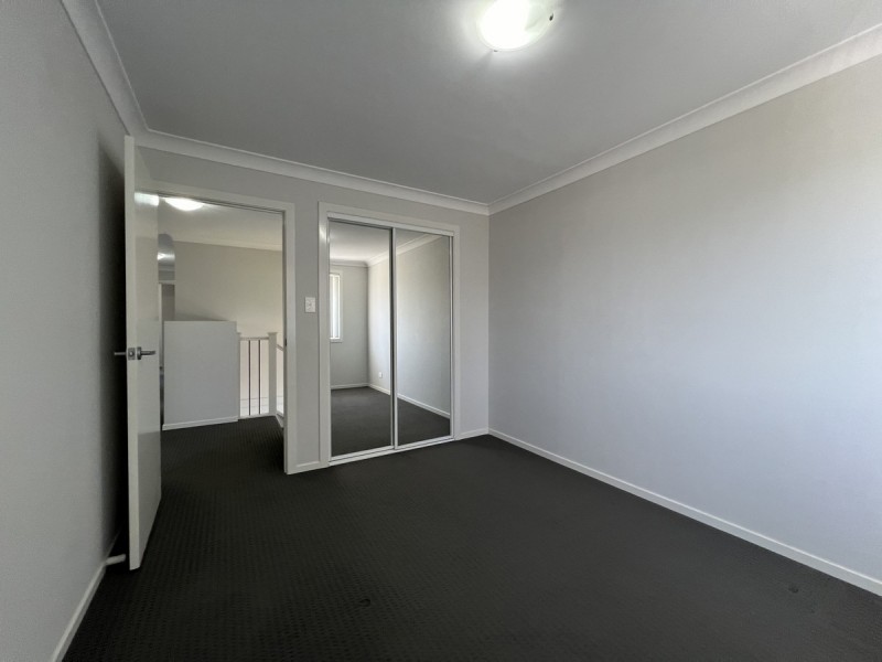 1 Addison Avenue, Woongarrah NSW 2259