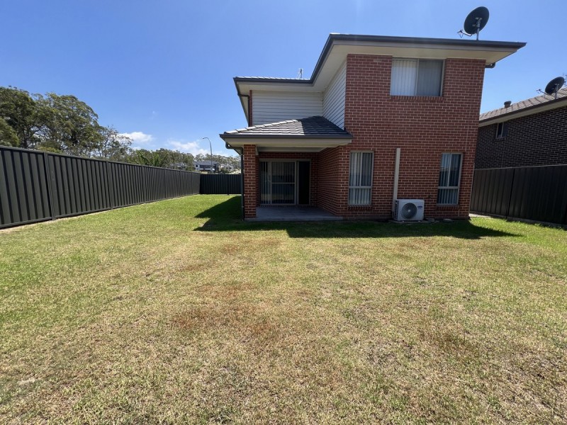 1 Addison Avenue, Woongarrah NSW 2259