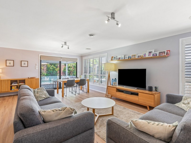 39 Barrington Drive, Woongarrah NSW 2259