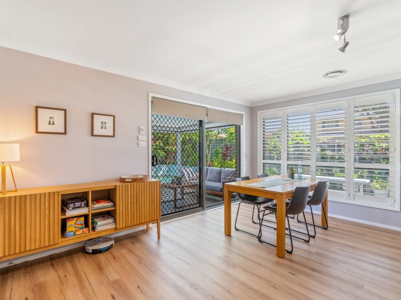 39 Barrington Drive, Woongarrah NSW 2259