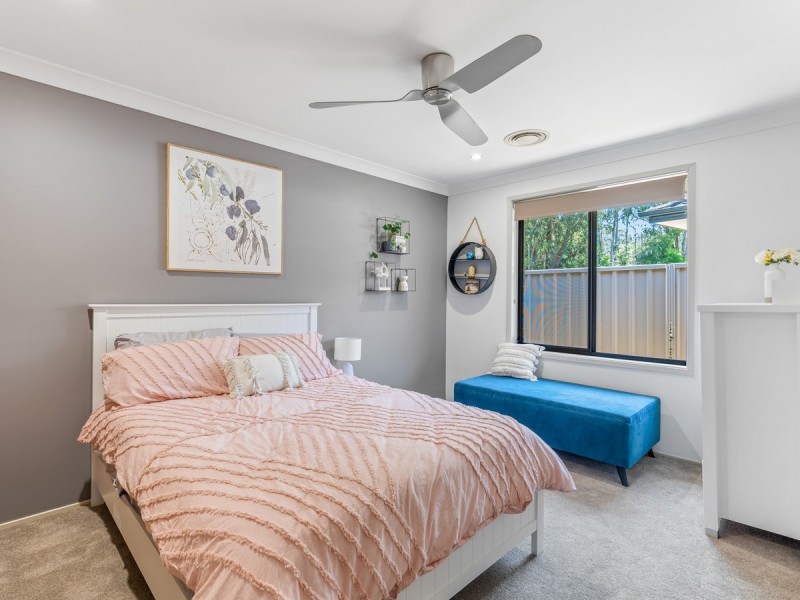 39 Barrington Drive, Woongarrah NSW 2259