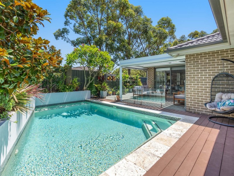 39 Barrington Drive, Woongarrah NSW 2259