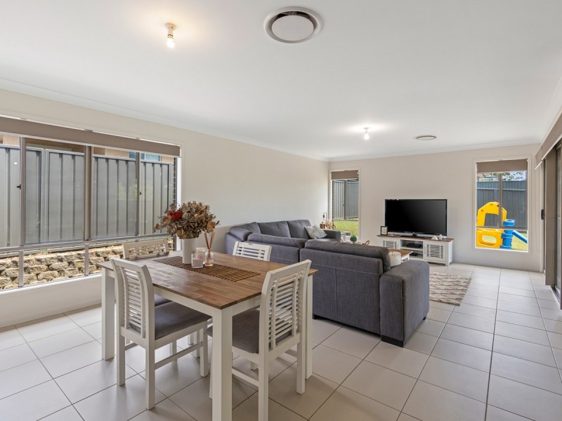 13 Barn Owl Avenue, Wadalba NSW 2259