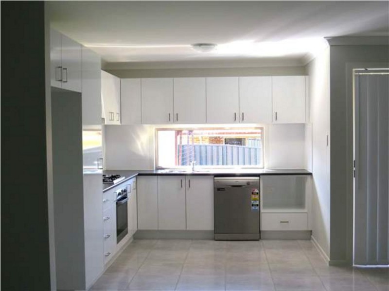 10a Creswell Street, Wadalba NSW 2259