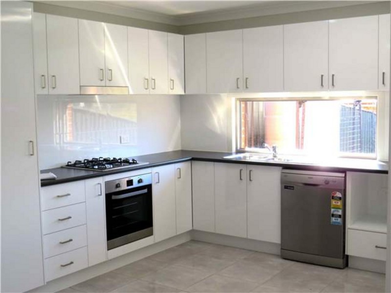 10a Creswell Street, Wadalba NSW 2259