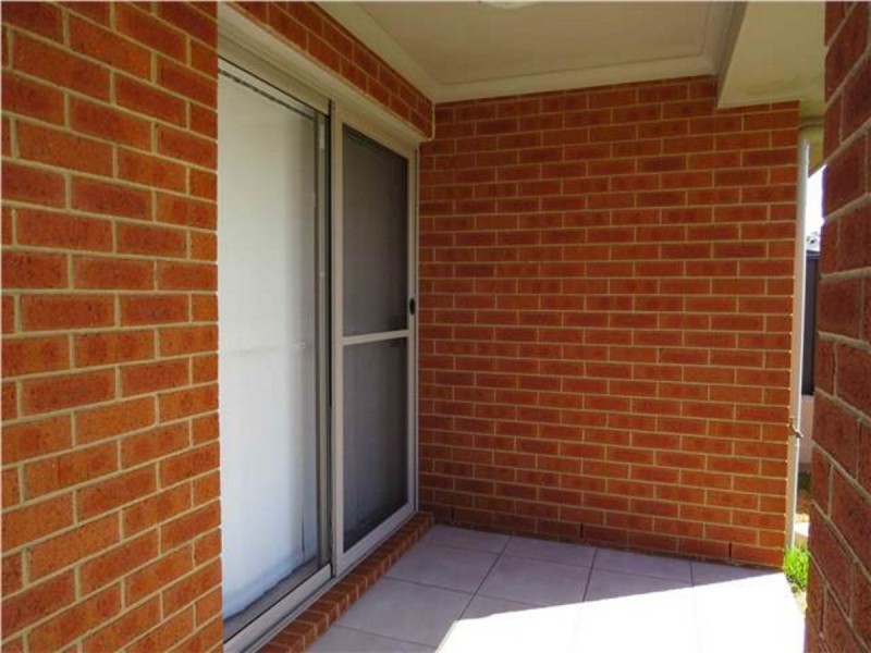 10a Creswell Street, Wadalba NSW 2259