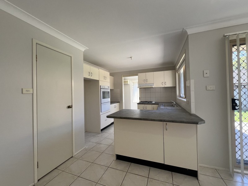 4 Mascord Avenue, Wadalba NSW 2259