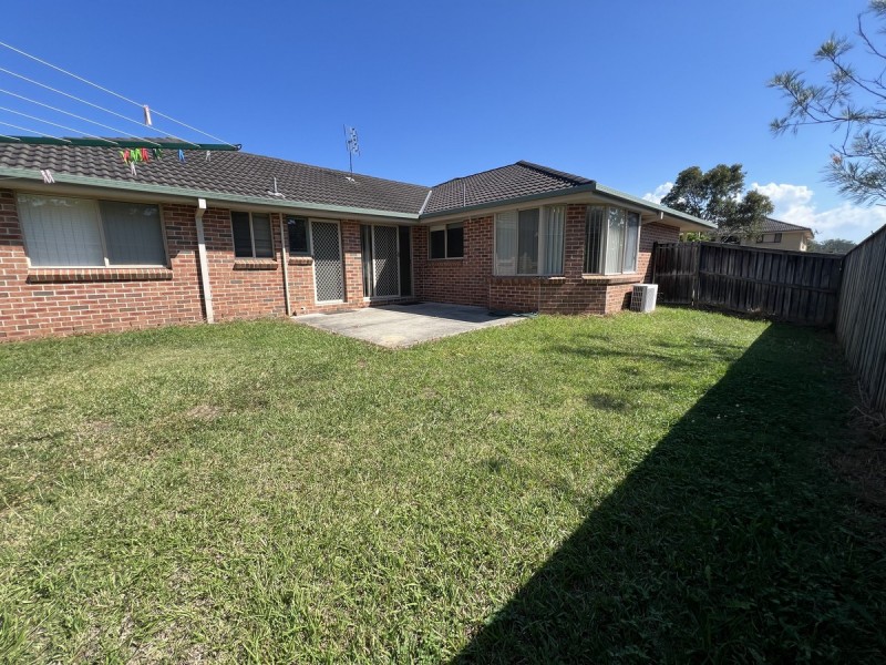 4 Mascord Avenue, Wadalba NSW 2259