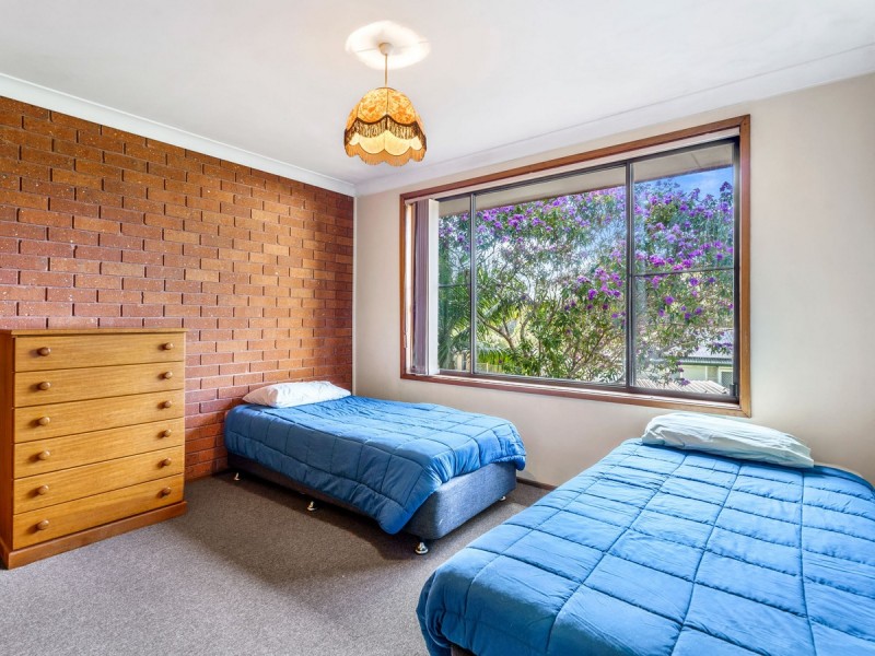 1/6 Joyce Avenue, Wyong NSW 2259