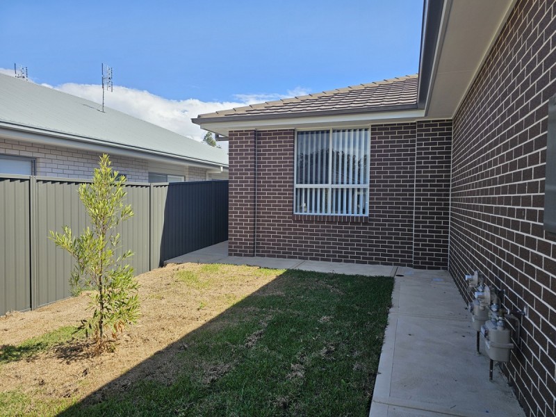 27B Glenelg Avenue, Wadalba NSW 2259