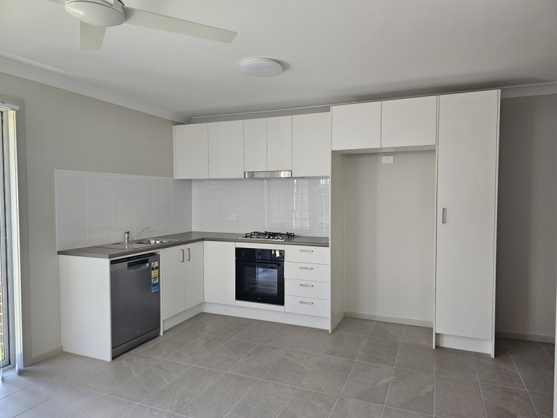 27B Glenelg Avenue, Wadalba NSW 2259