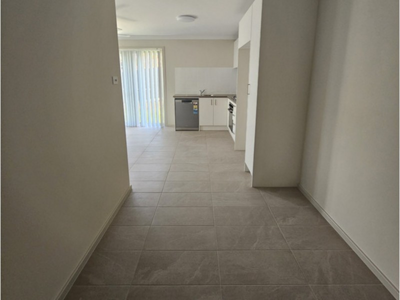 27B Glenelg Avenue, Wadalba NSW 2259