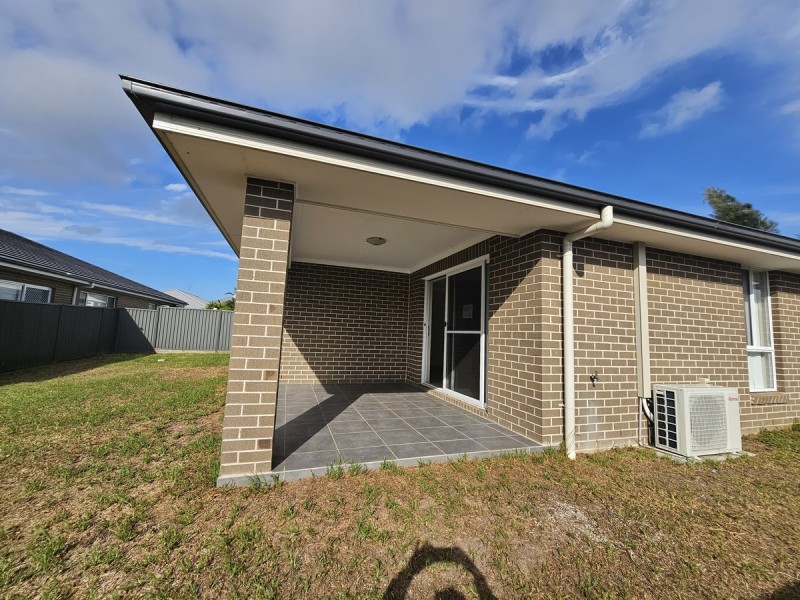 23 Olivia Boulevarde, Hamlyn Terrace NSW 2259