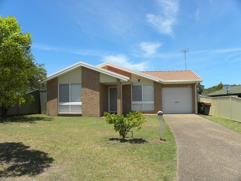 11 Glading Close, Lake Haven NSW 2263