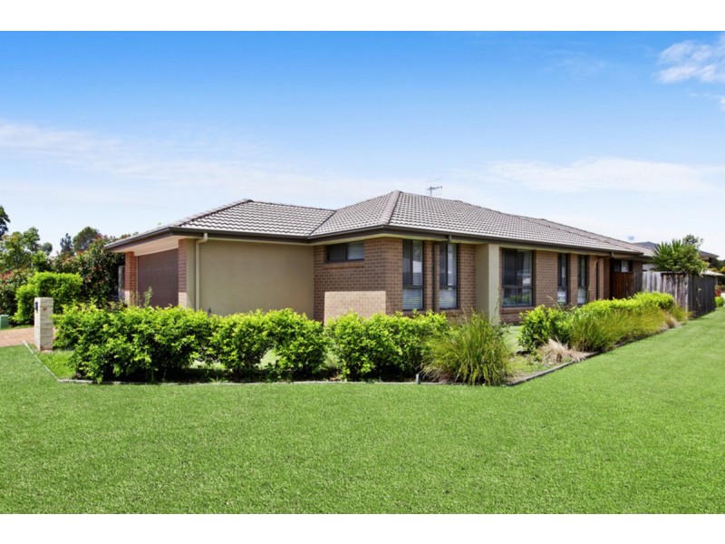 2 Irons Road, Wyong NSW 2259