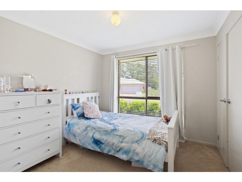 2 Irons Road, Wyong NSW 2259