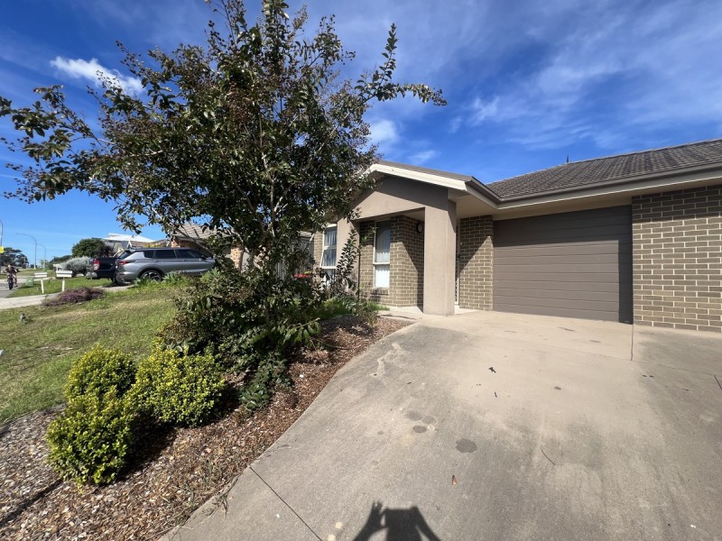 212a Johns Road, Wadalba NSW 2259