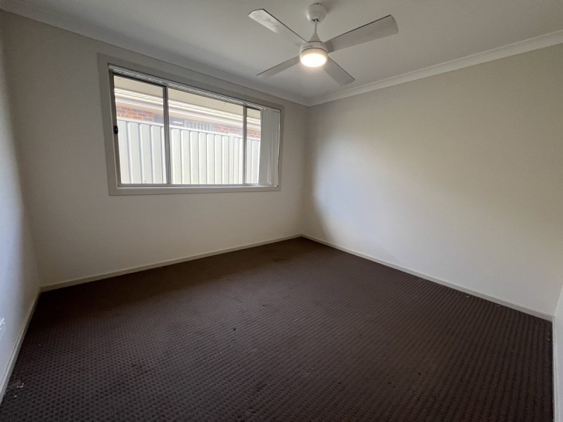 212a Johns Road, Wadalba NSW 2259