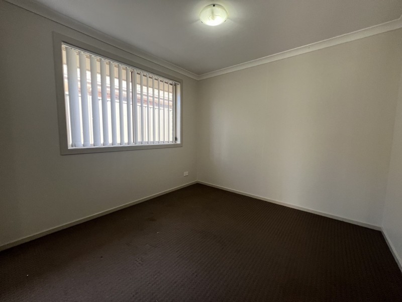 212a Johns Road, Wadalba NSW 2259