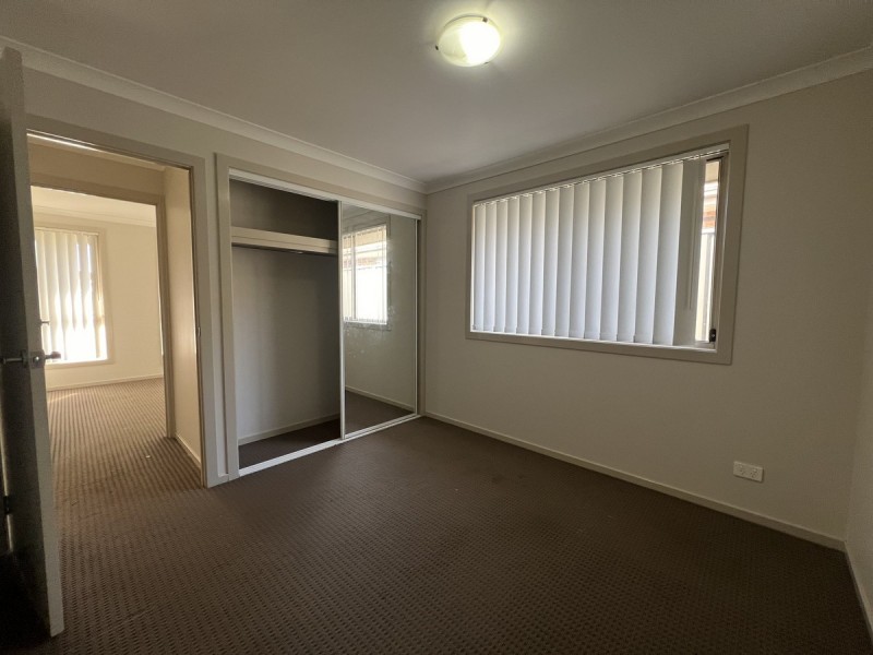 212a Johns Road, Wadalba NSW 2259