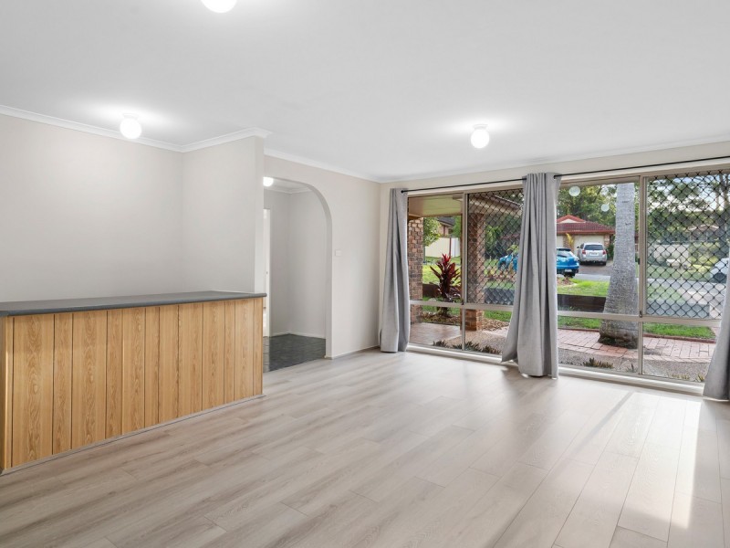 3 & 3a Merro Close, Lake Haven NSW 2263