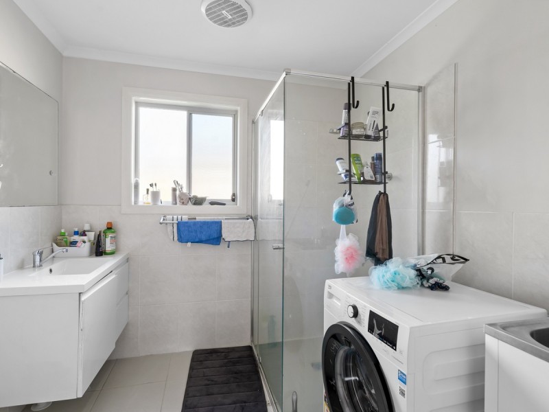 3 & 3a Merro Close, Lake Haven NSW 2263