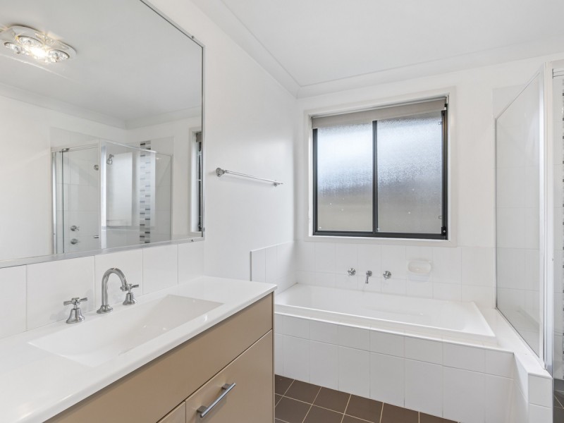 16 Kiah Way, Watanobbi NSW 2259