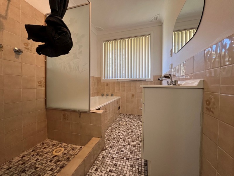 159 Tuggerawong Road, Wyongah NSW 2259