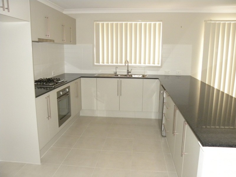 14 Hakone Road, Woongarrah NSW 2259