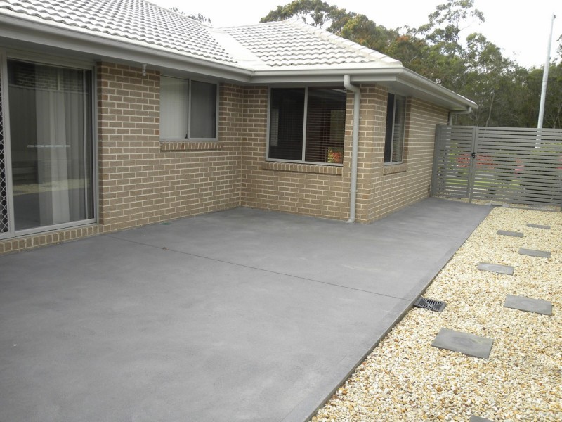 14 Hakone Road, Woongarrah NSW 2259