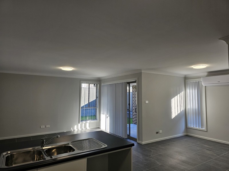 13a Glenelg Avenue, Wadalba NSW 2259