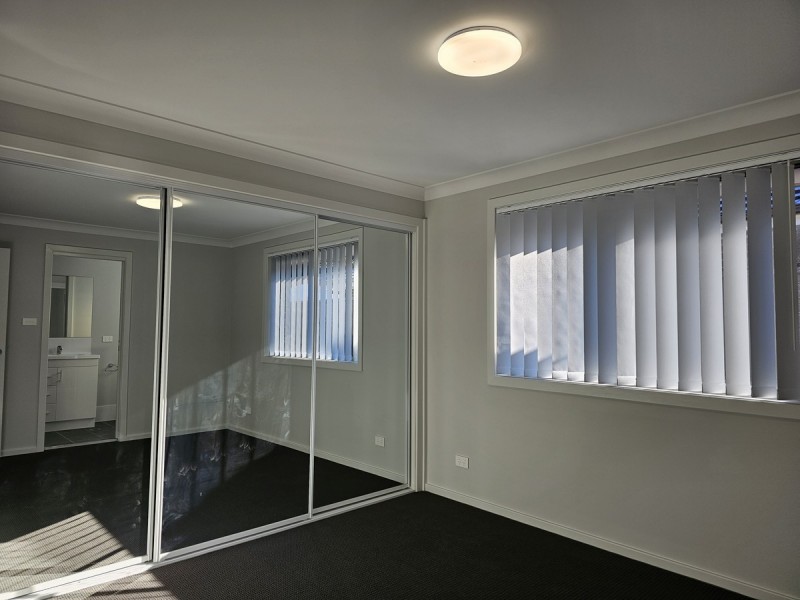 13a Glenelg Avenue, Wadalba NSW 2259
