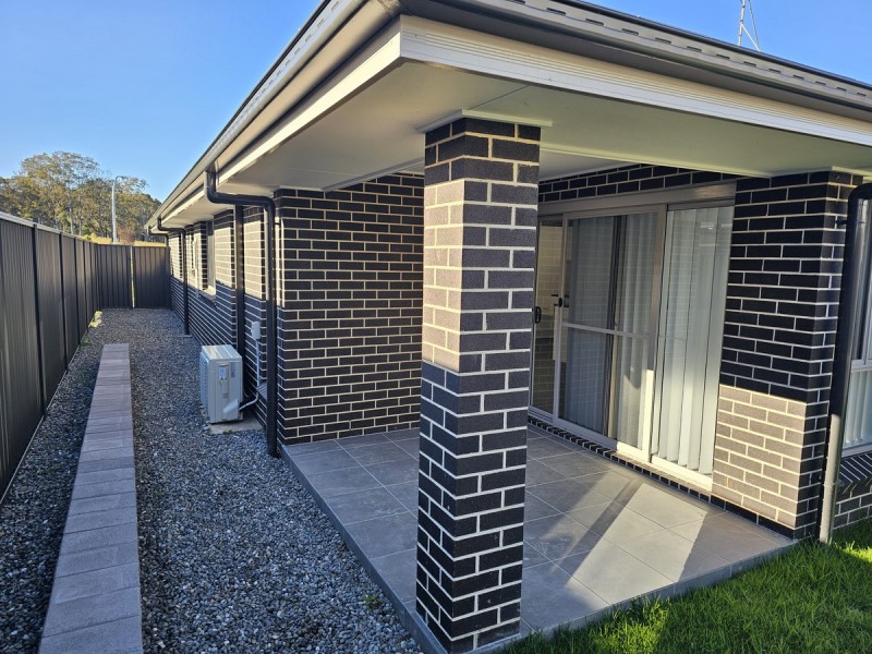 13a Glenelg Avenue, Wadalba NSW 2259