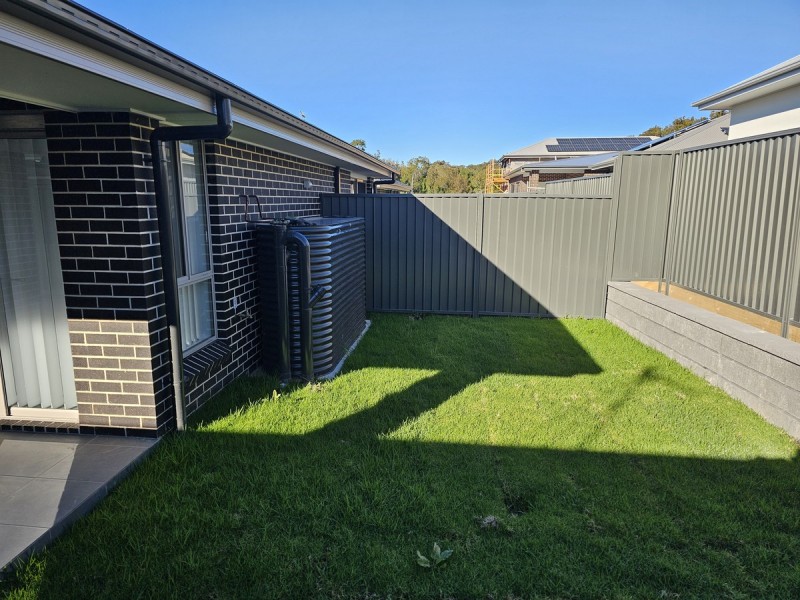 13a Glenelg Avenue, Wadalba NSW 2259
