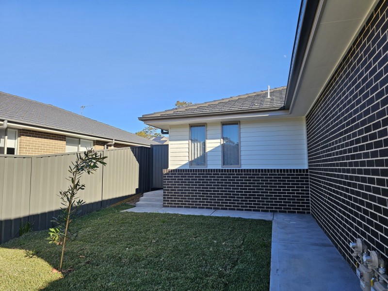 13b Glenelg Avenue, Wadalba NSW 2259