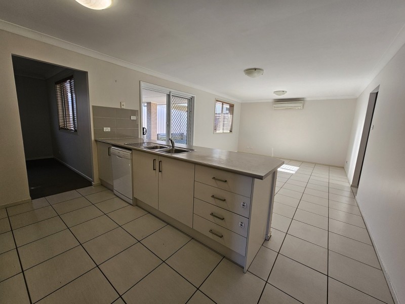 3 Yarra Place, Wadalba NSW 2259