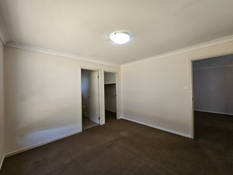 3 Yarra Place, Wadalba NSW 2259