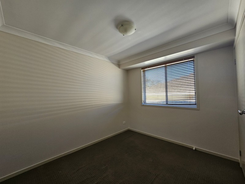 3 Yarra Place, Wadalba NSW 2259