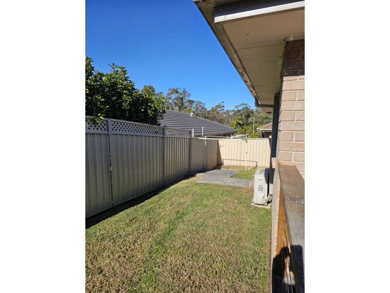 3 Yarra Place, Wadalba NSW 2259