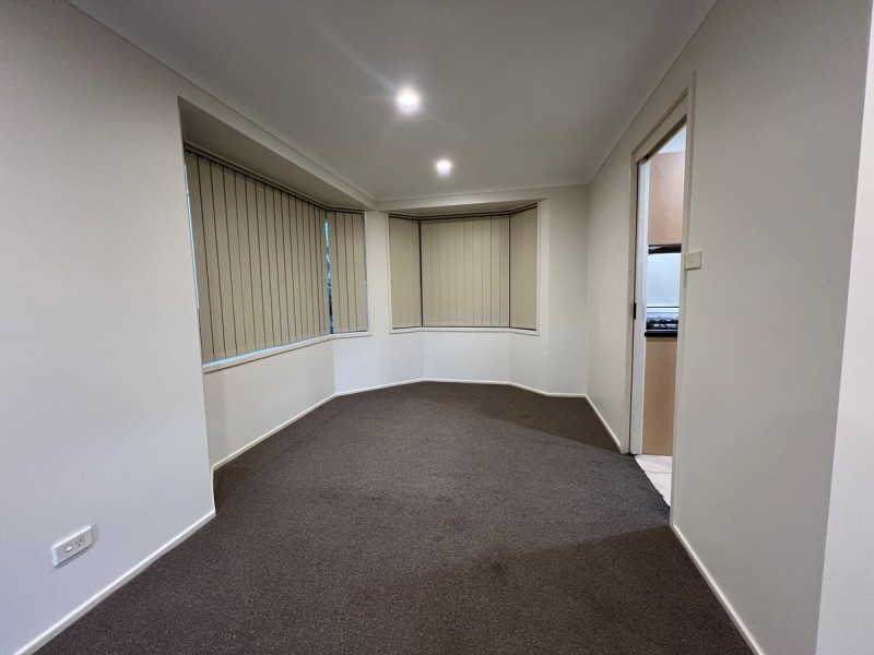 8 Hillmont Close, Woongarrah NSW 2259