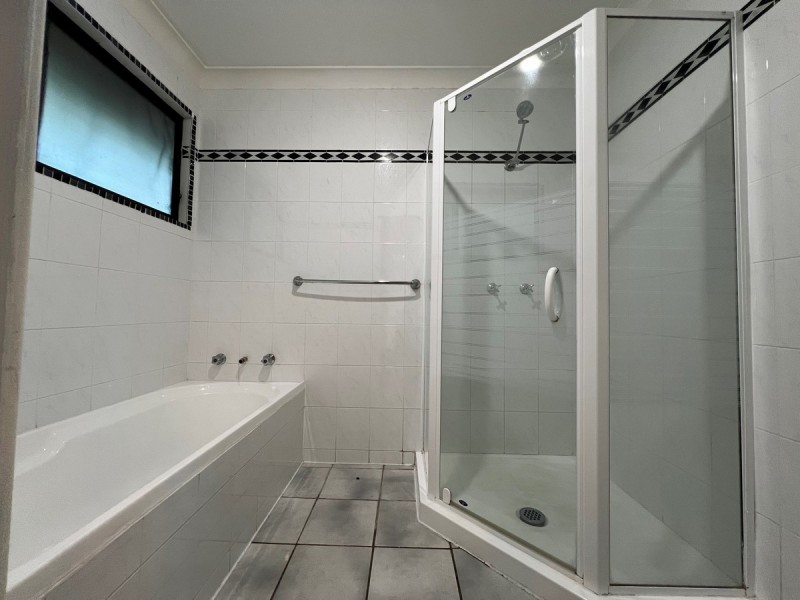 1/37 Wyoming Road, Wyoming NSW 2250