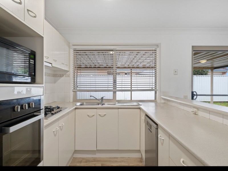 4 Skyhawk Avenue, Hamlyn Terrace NSW 2259