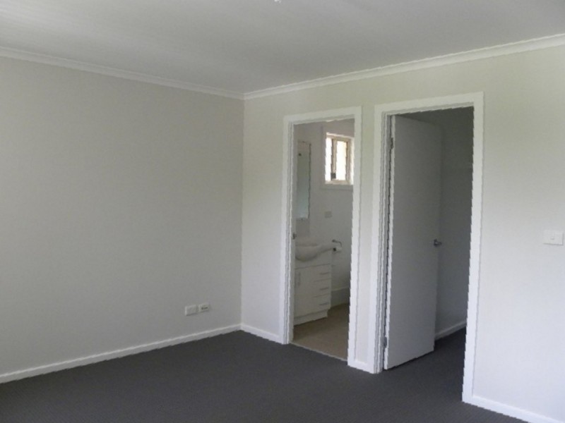 3/4 Woolmers Crescent, Mardi NSW 2259