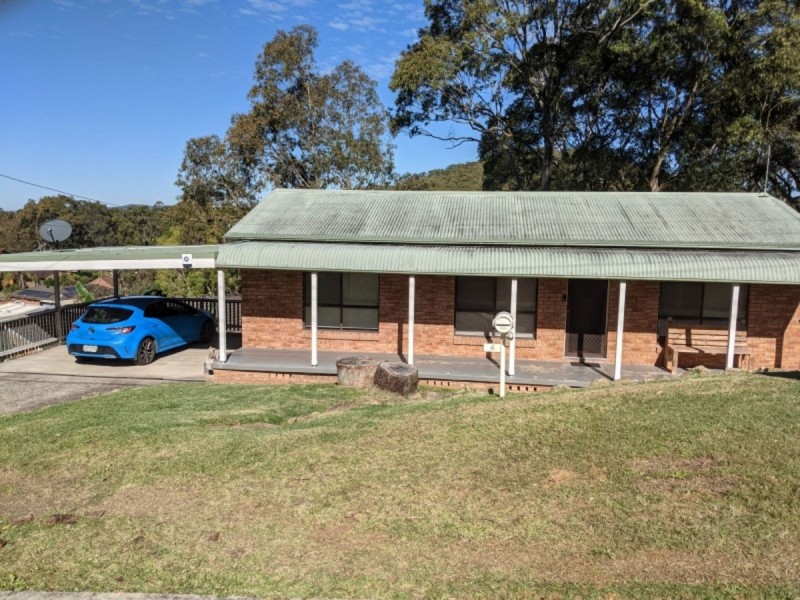 4 Hasluck Drive, Watanobbi NSW 2259
