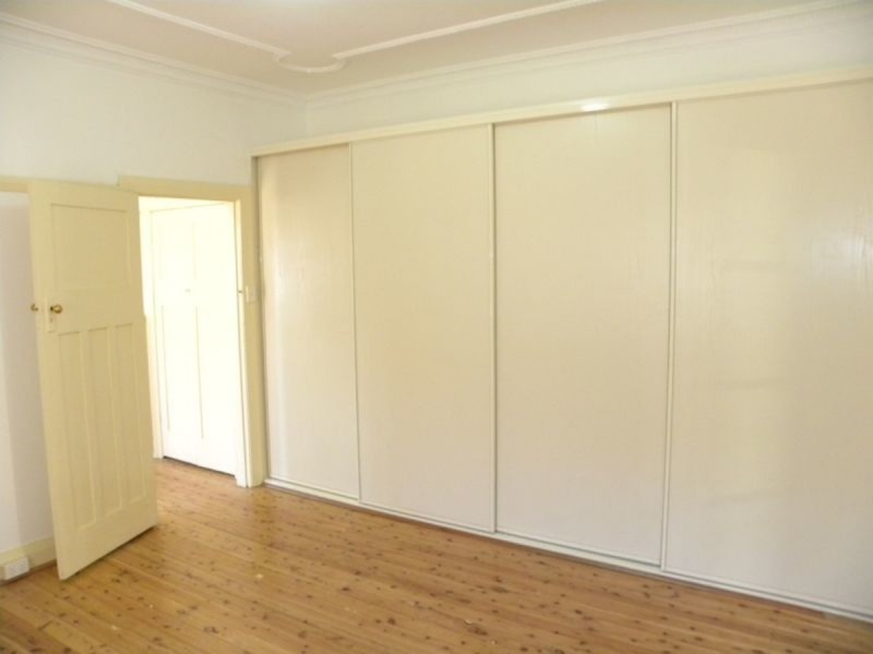 10 York Street, Gosford NSW 2250