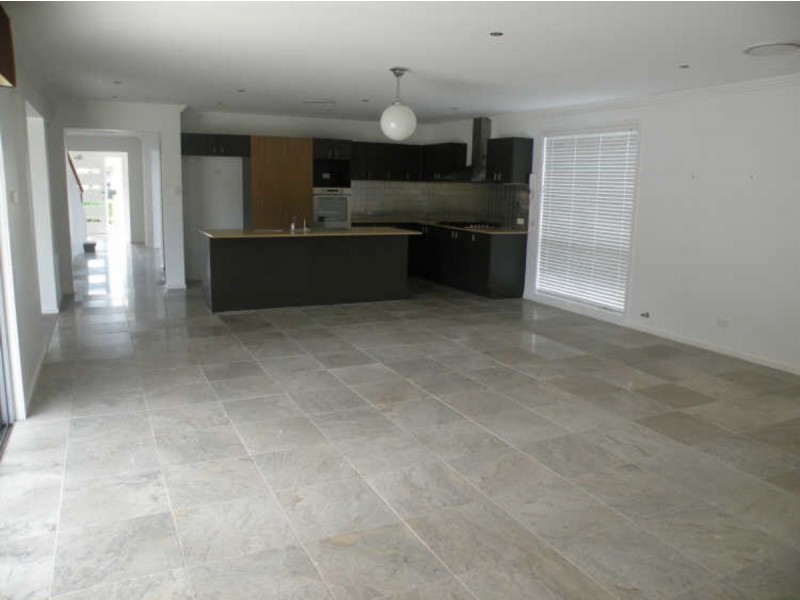 33 Stan Johnson Drive, Hamlyn Terrace NSW 2259