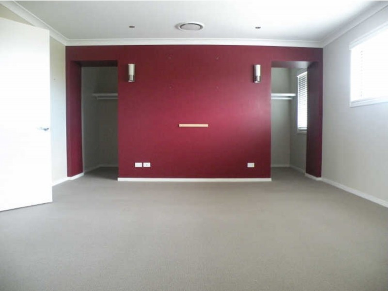 33 Stan Johnson Drive, Hamlyn Terrace NSW 2259